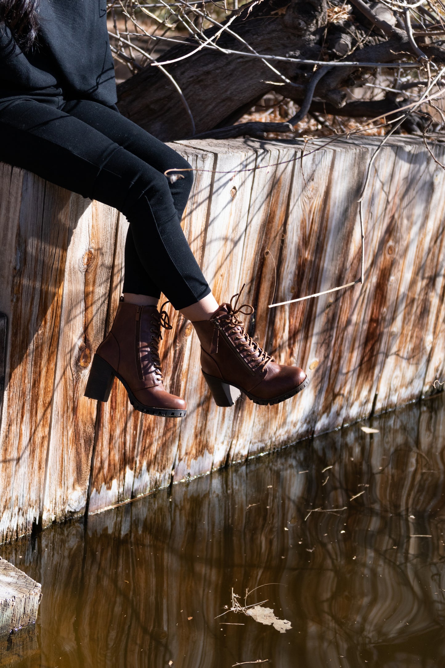 Nailea - Chestnut